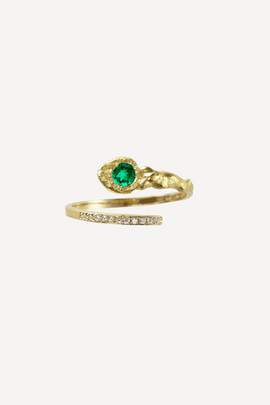 Solitaire Edith 0.20 Emerald and Diamond Gold Ring