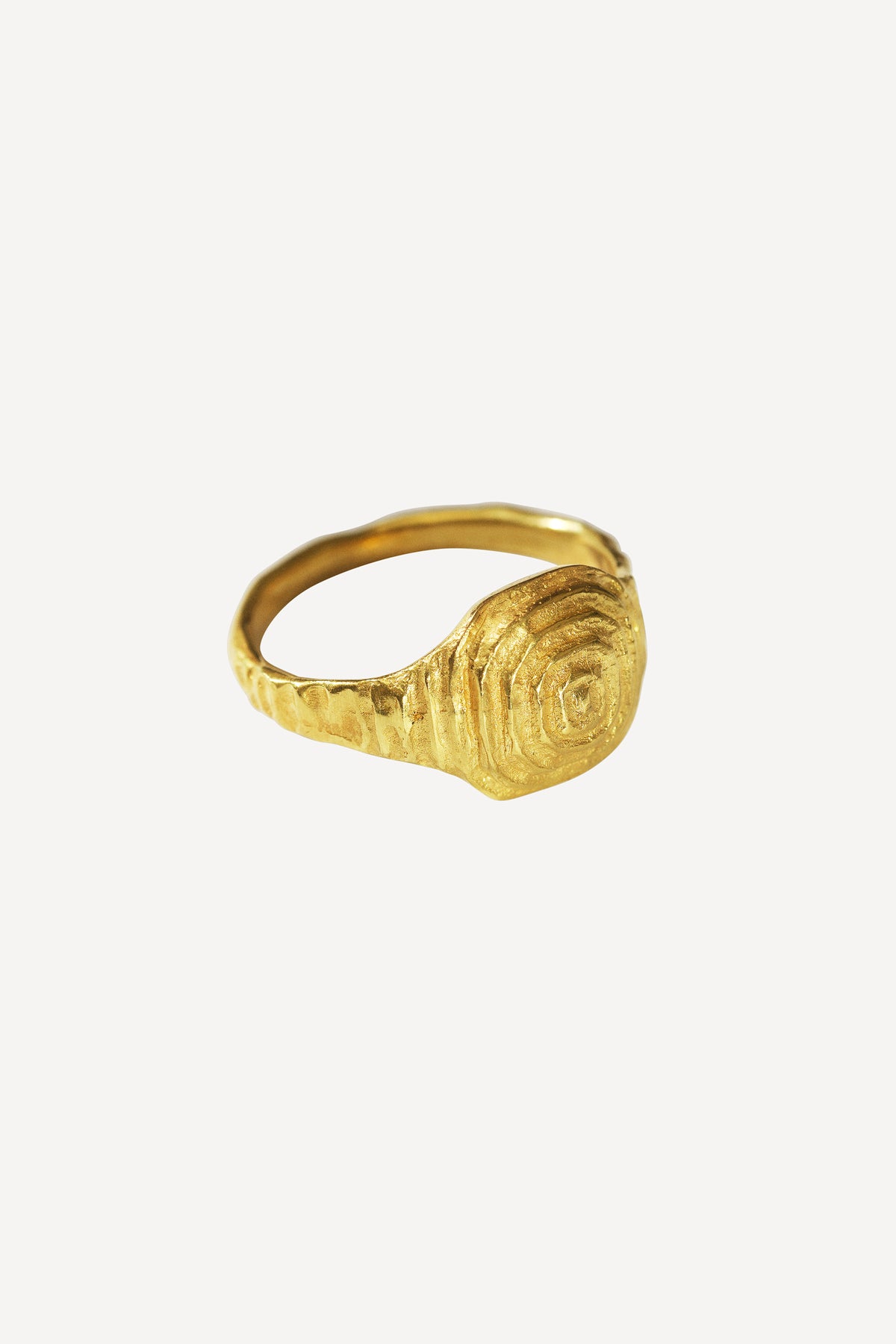 Deco Diamond Pyramide Nude Gold Ring - Angled View | Elhanati 