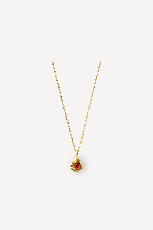 Black Orchid Dolce Vita Chéri 0.10 Red Sapphire Gold Necklace