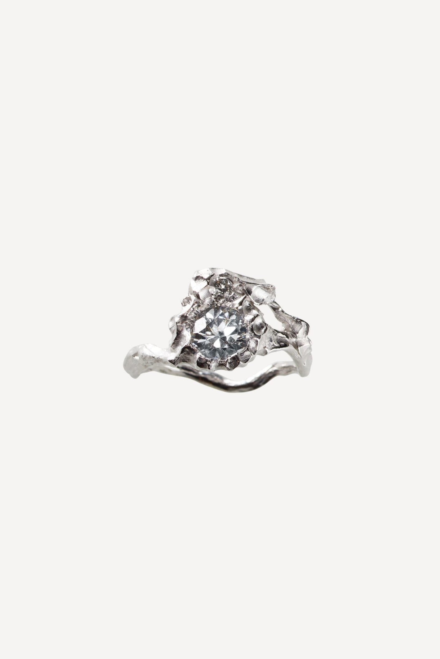 Solitaire No7 Sun 0.35 ct Diamond White Gold Ring