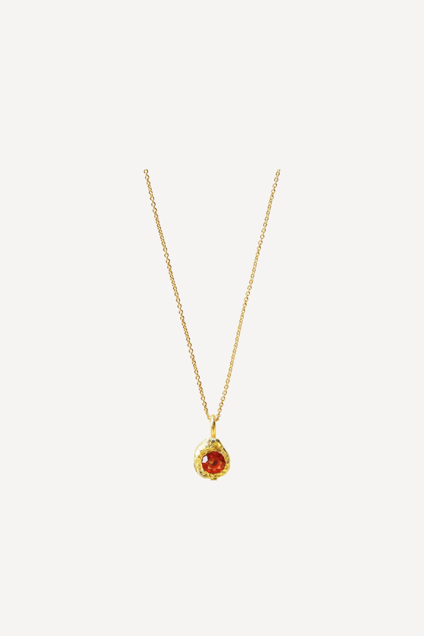 Black Orchid Dolce Vita Chéri 0.20 Red Sapphire Gold Necklace