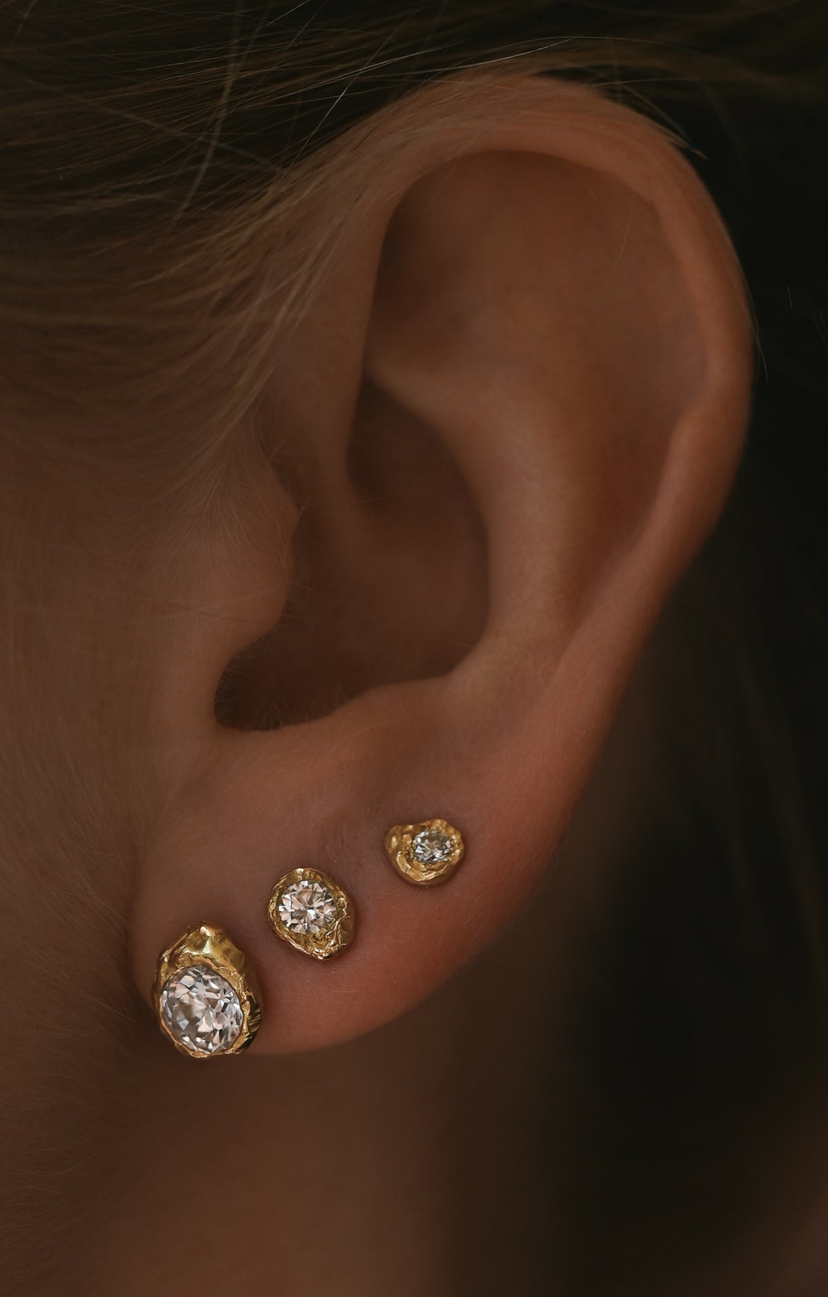 From left to right - Solitaire Iman 0.10, 0.20, 0.50 ct Diamond Gold Earring [Single] - Front View | Elhanati