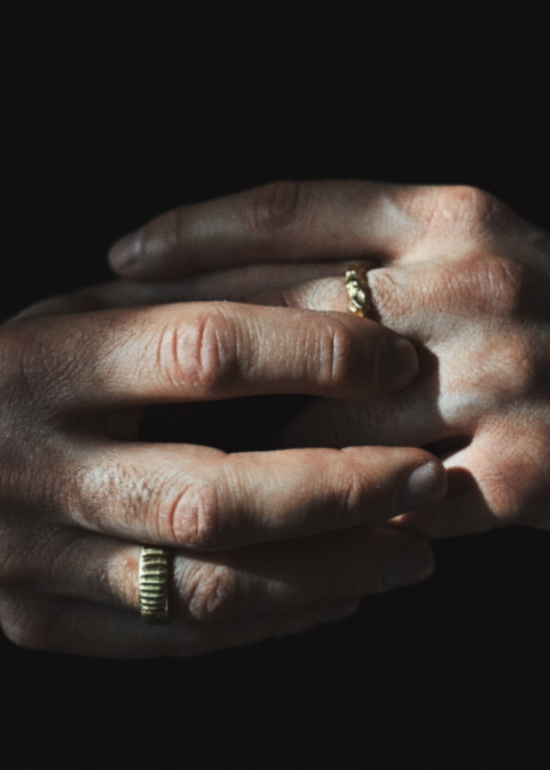 Man Dune Gold Ring