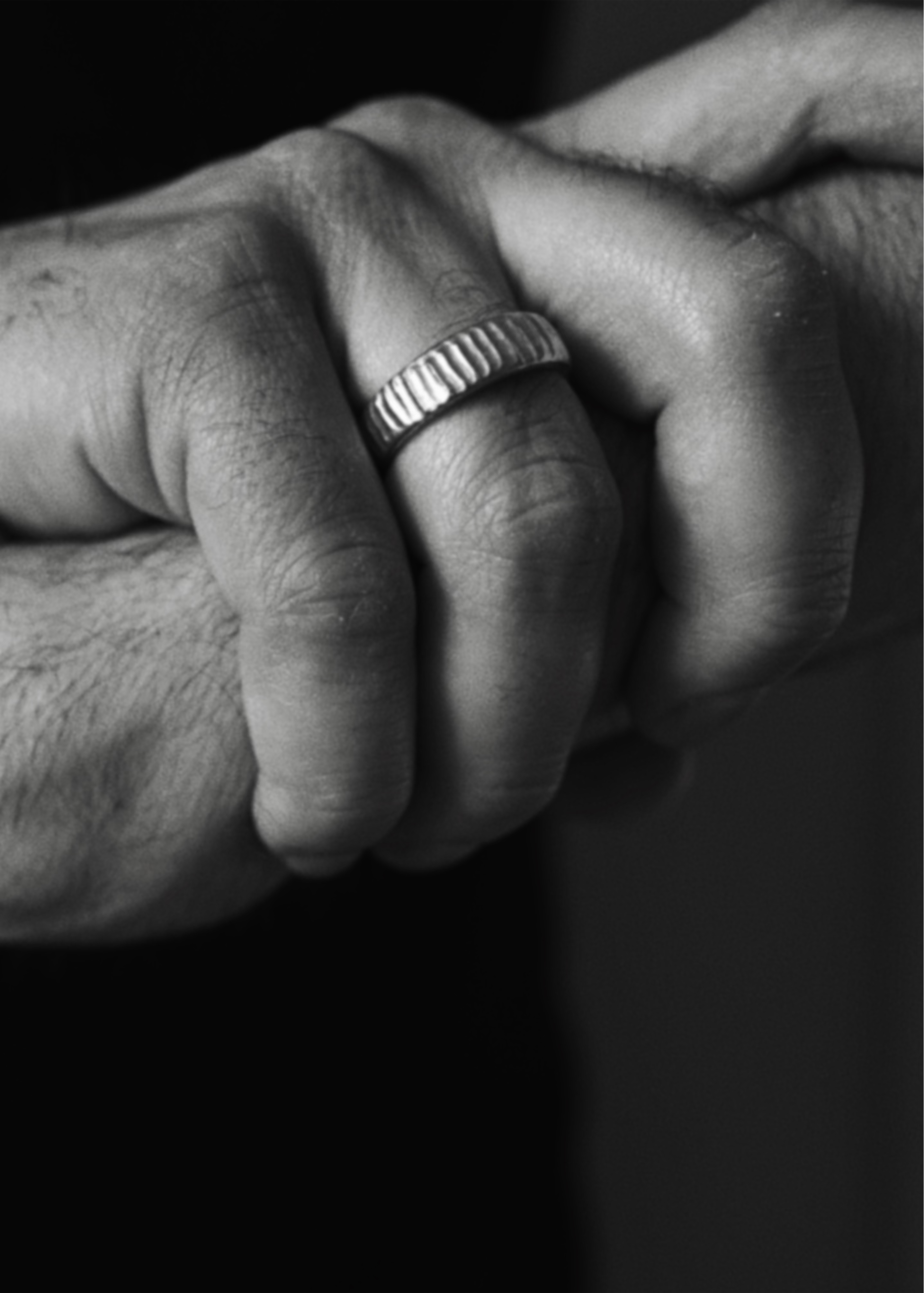 Man Dune Gold Ring
