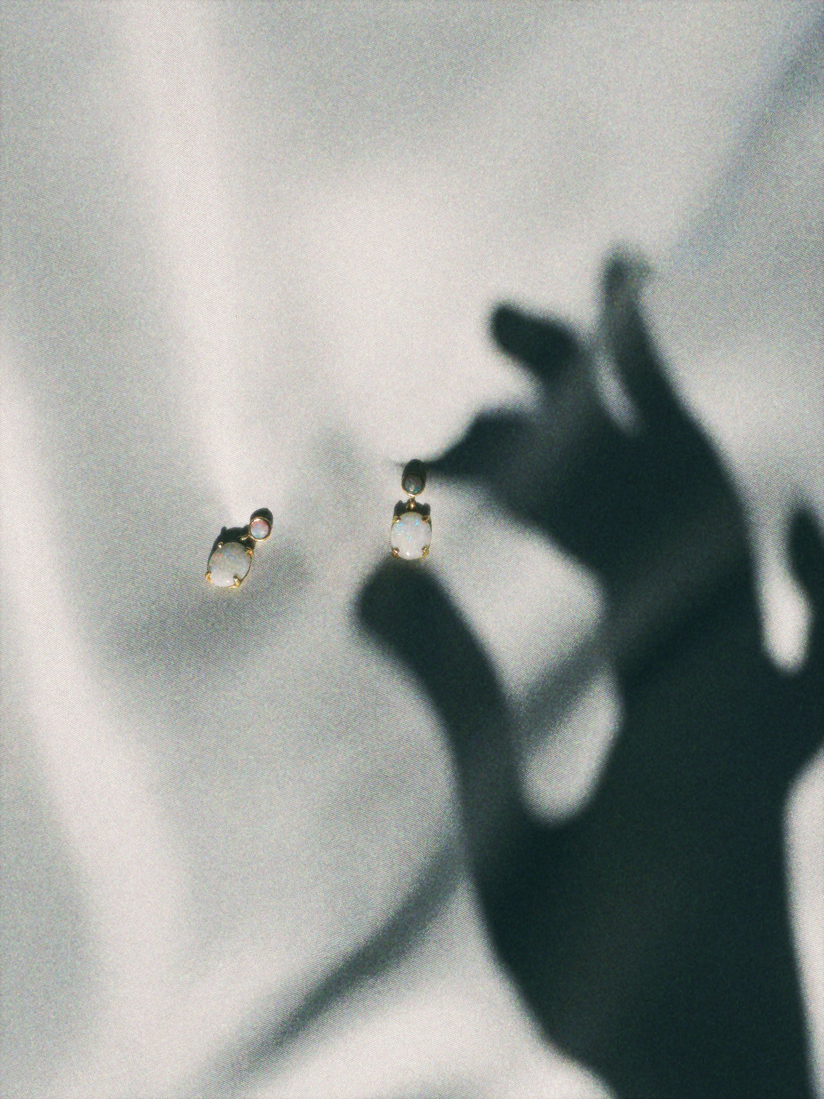 Opal World Marry Me Gold Earring [Single] - Style Image | Elhanati