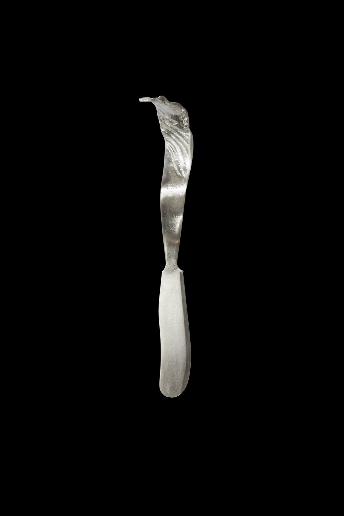 Scirocco Wind Dessert Knife - Front View | Elhanati 