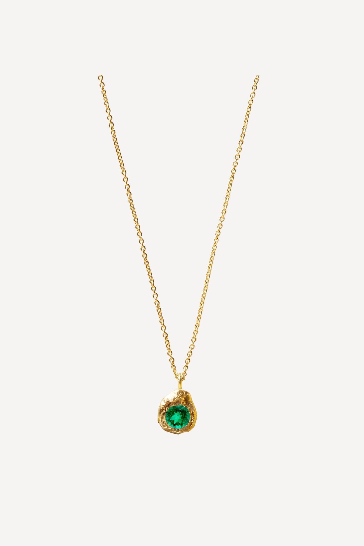 Solitaire Evie 0.35 Emerald Gold Necklace - Front View | Elhanati