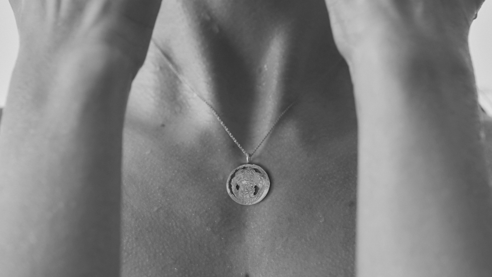 Star Sign Poetry Virgo Lux Diamond Gold Necklace
