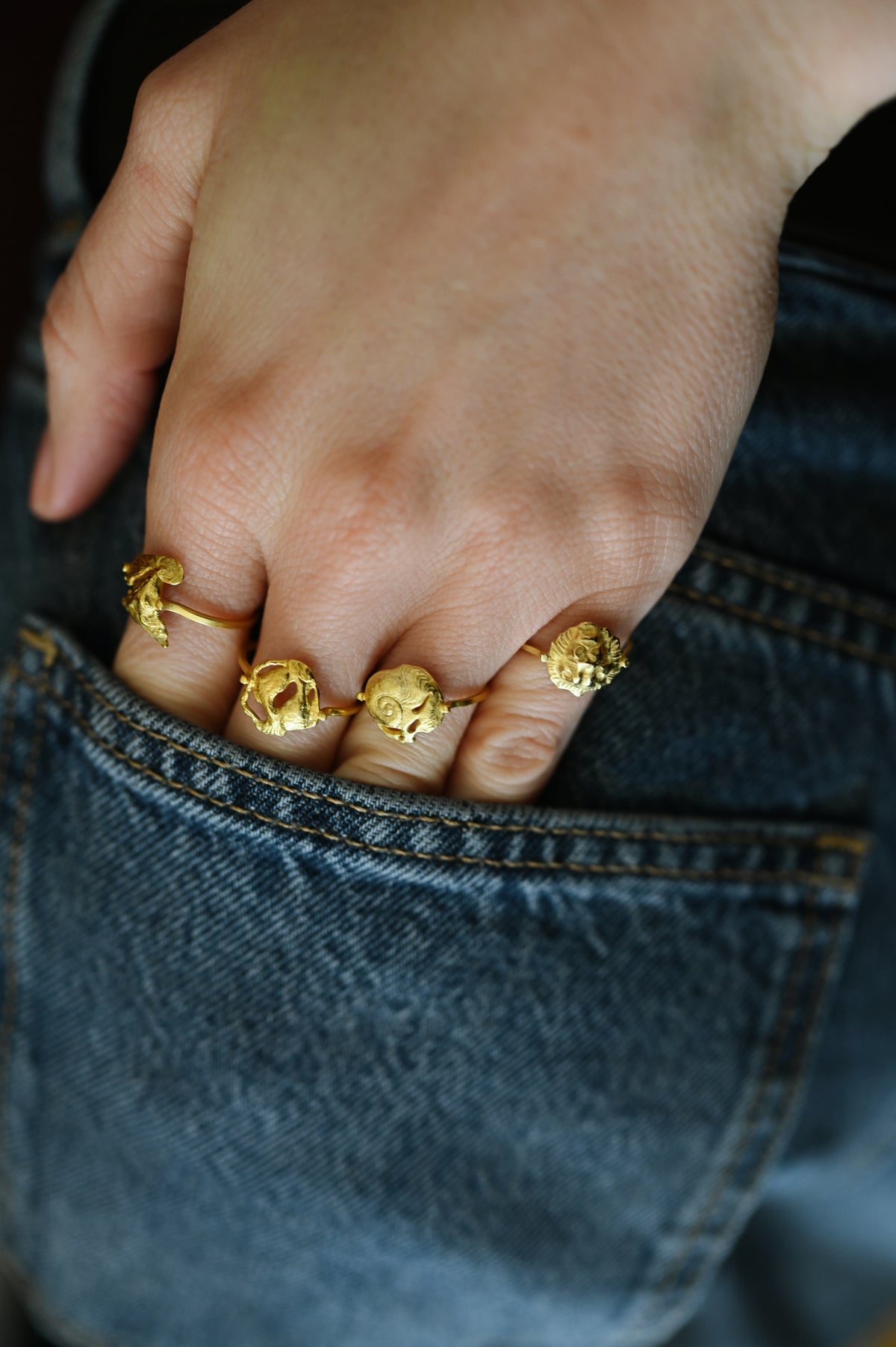 Star Sign Poetry Capricorn Petite Gold Ring - On Hand | Elhanati 