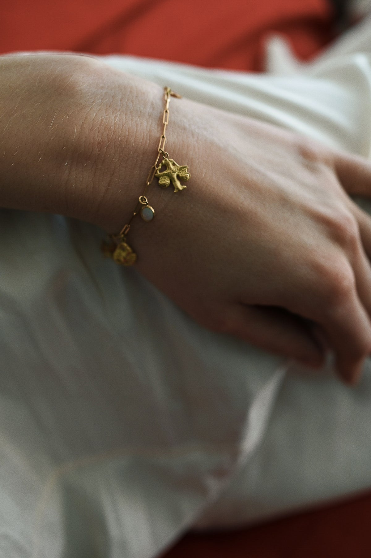 Star Sign Poetry Simple Graphic Charm Gold Bracelet - On Model | Elhanati 