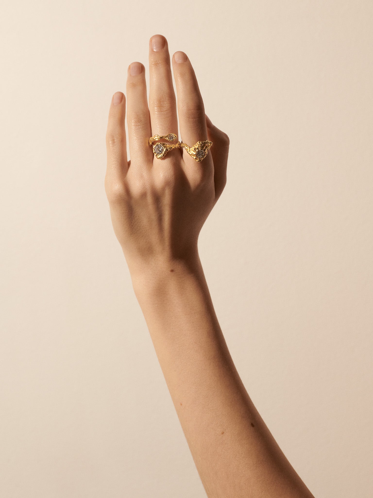 The Sun Classic Diamond Gold Ring